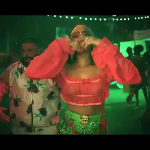 Caitlin clark shower leak