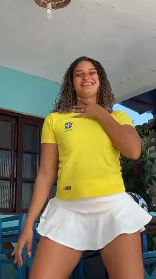 novinhas rebolando muito & menina de 12 anos danca ...| Kwai