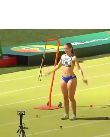 لورا مارتينيز رويز & laura martinez ruiz atletaDKwai