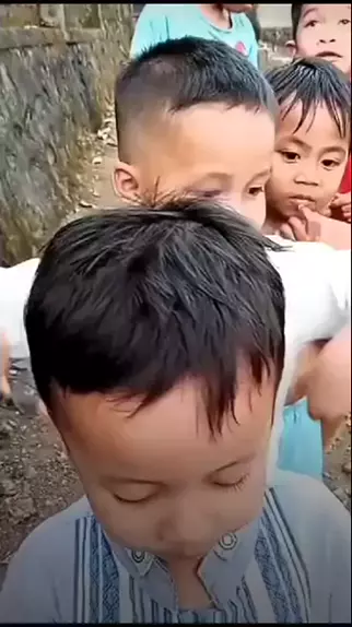 *Bocah lugu gay