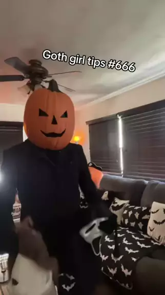 @gothgirlsofi nude & gothgirlwithboobs666DiscoveKwai