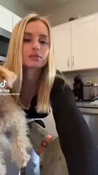 erome jasmine & Thompson erome Vega| Discover