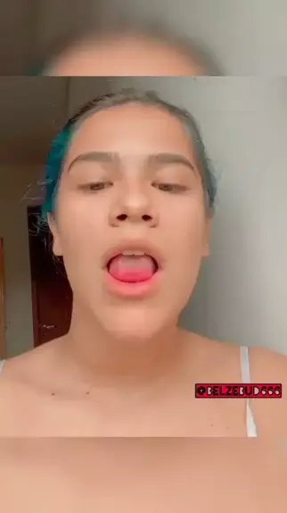 ebony farting on cake | Discover
