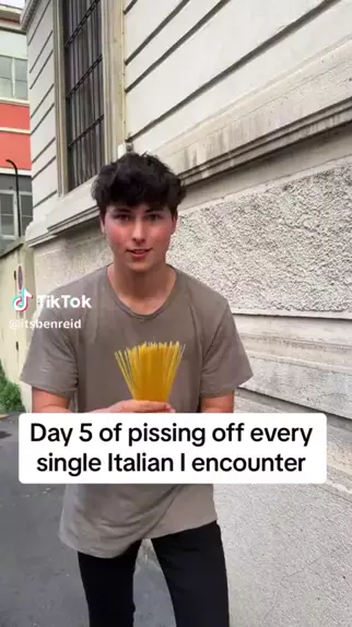 italian femboys & femboys wc pissing italian| Disc ...| Kwai